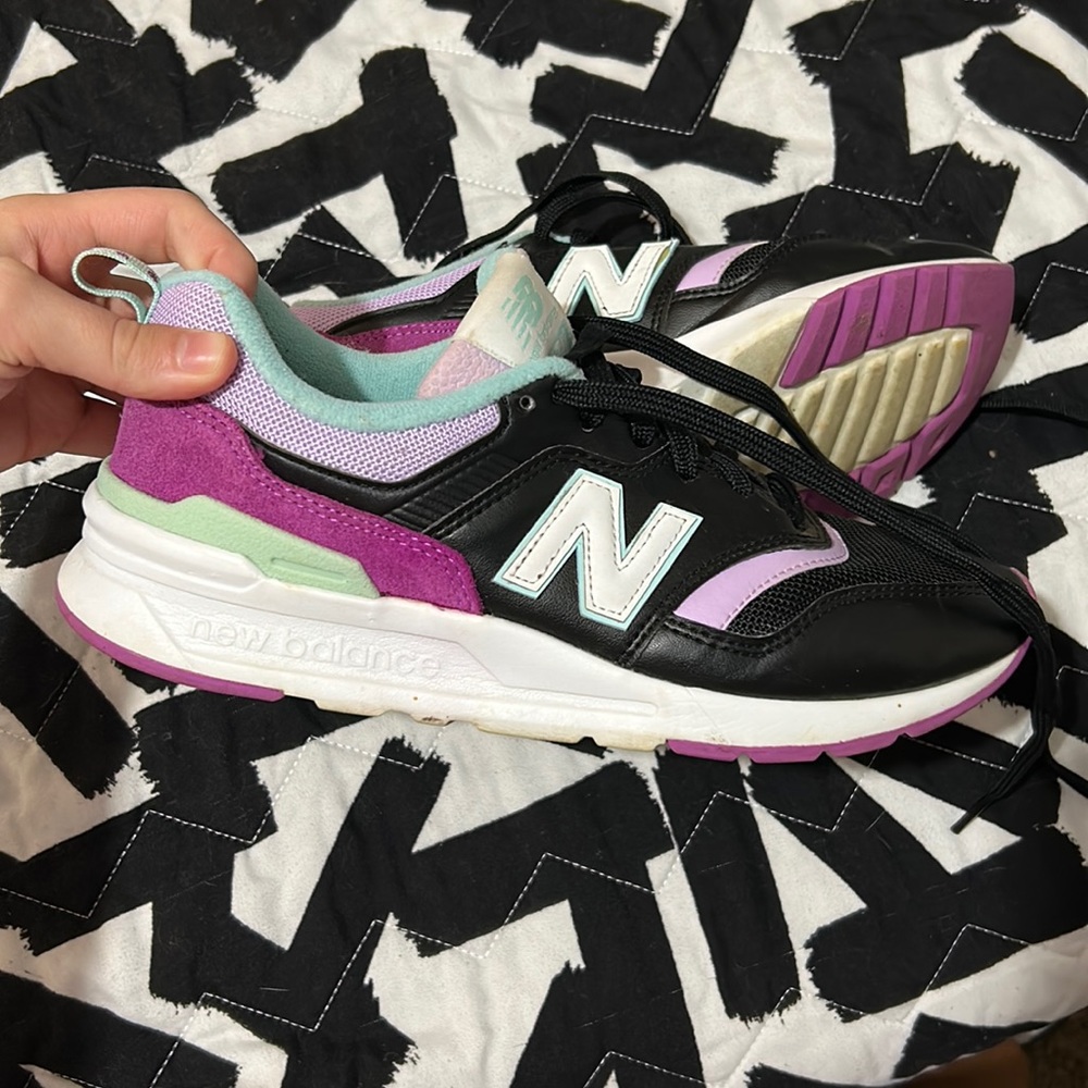 Womens New Balance. Size 8